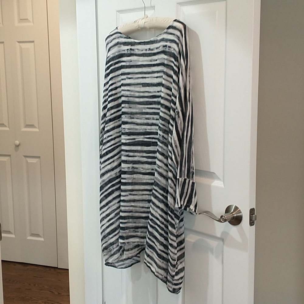 Banana Blue Linen Tunic